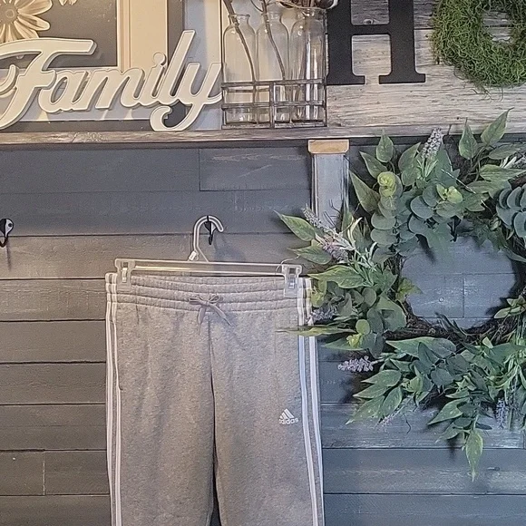 Adidas fleece sweats NWOT - Picture 1 of 2